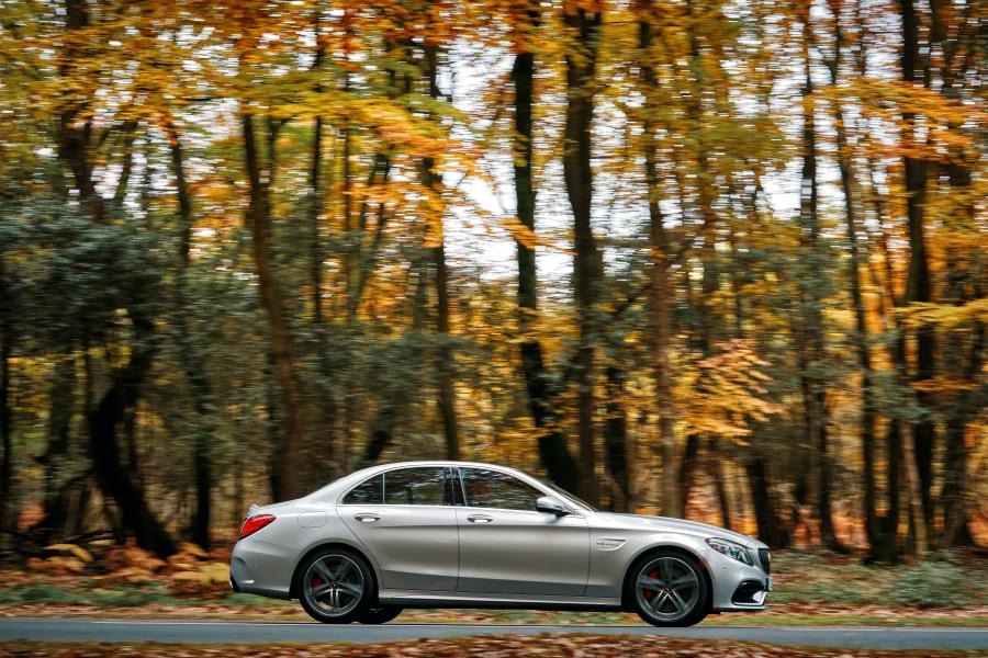  Mercedes-AMG C63 S (W205) 2018 года  (UK) (фото 15 из 40)